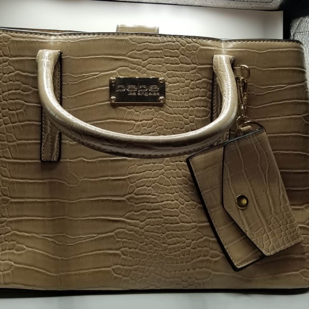Bebe Satchel